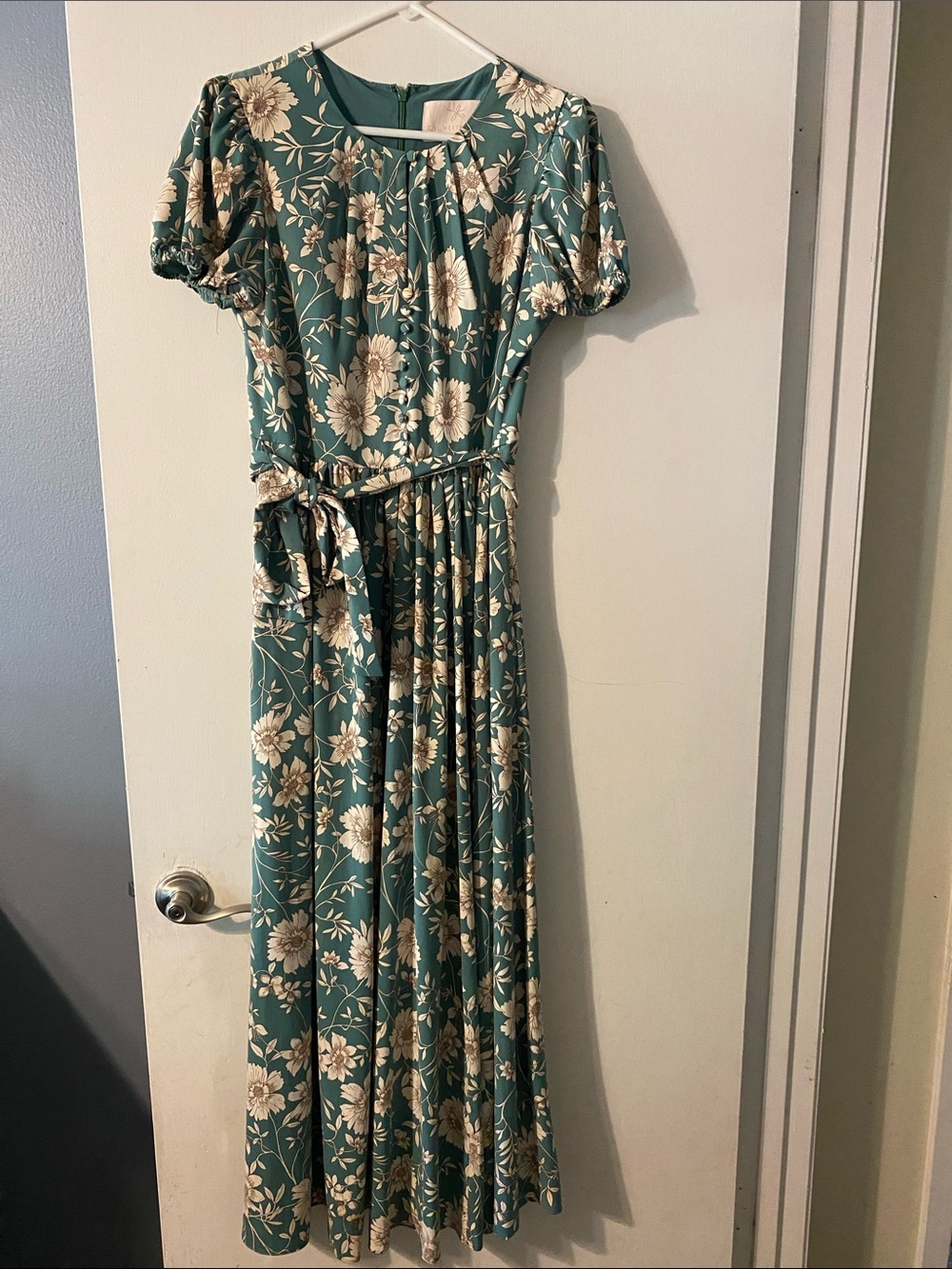 Gal Meets Glam Teal Maxi Dress with Ivory Floral Print